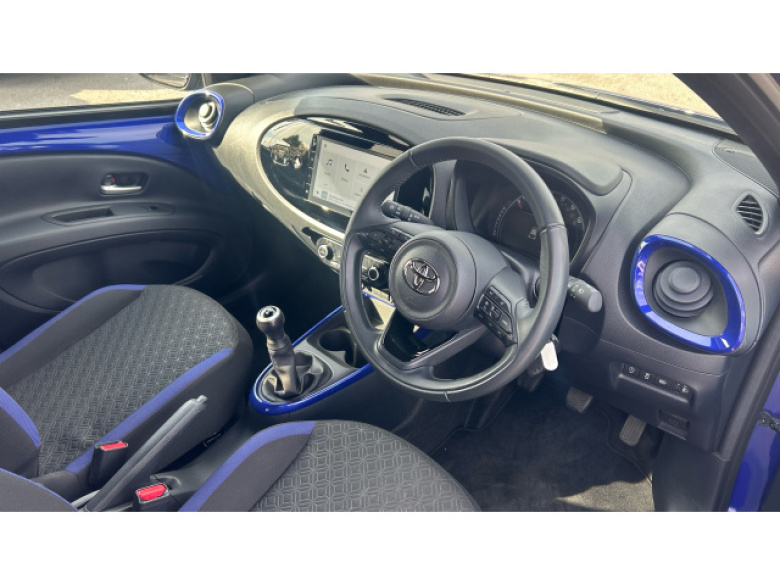 Toyota Aygo X 1.0 VVT-i Edge 5dr Petrol Hatchback